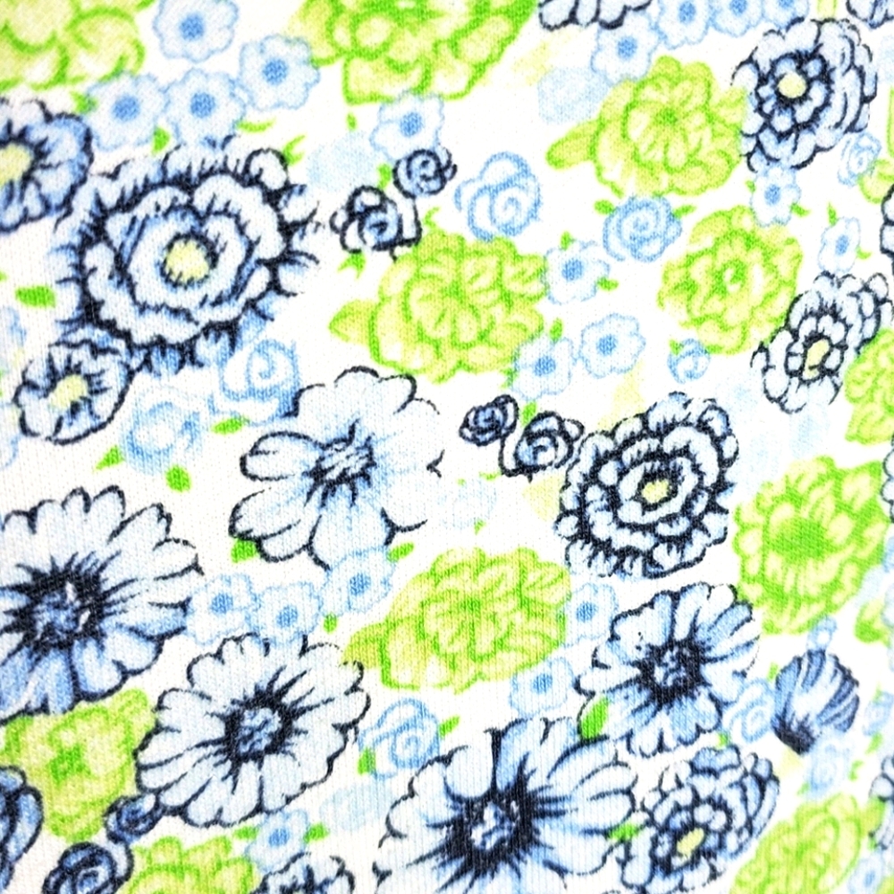 💚Vintage Neon Green & Blue Floral Top💚